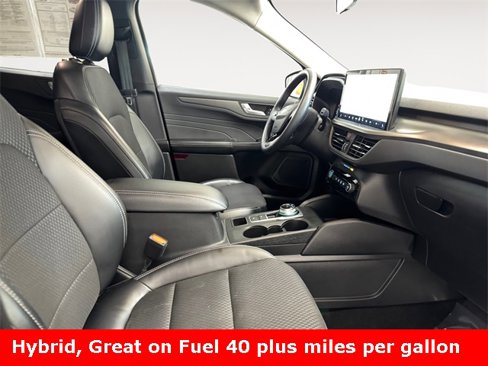 Used 2023 Ford Escape SE image 21