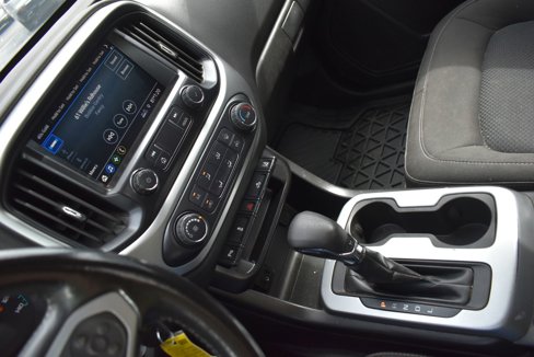 Used 2022 Chevrolet Colorado LT w/ Fleet Safety Package image 19