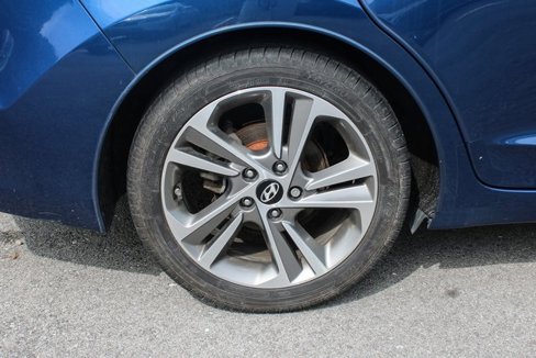 Used 2017 Hyundai Elantra Limited image 42