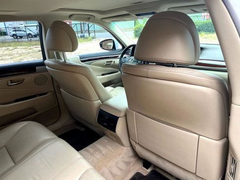 Used 2014 Lexus LS 460 image 45