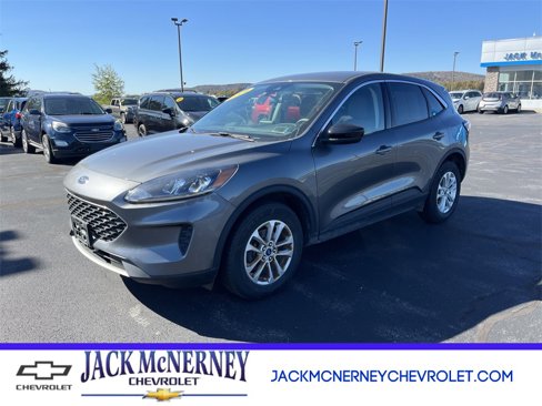 Used 2021 Ford Escape SE image 1