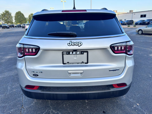 Used 2024 Jeep Compass Latitude image 5