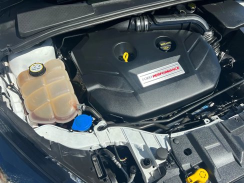 Used 2016 Ford Focus RS image 16