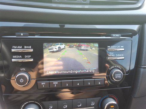 Used 2017 Nissan Rogue S image 29