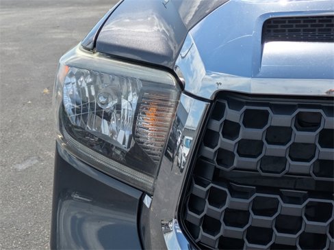 Used 2018 Toyota Tundra SR5 image 10