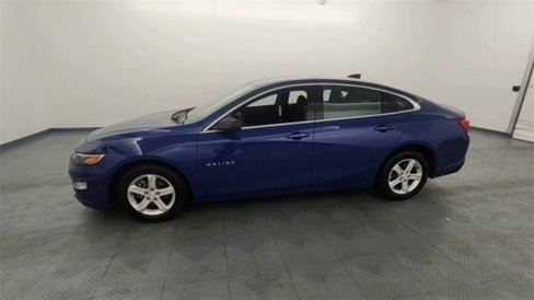 Used 2023 Chevrolet Malibu LS image 4