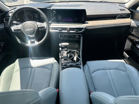 Used 2023 Kia K5 EX image 11