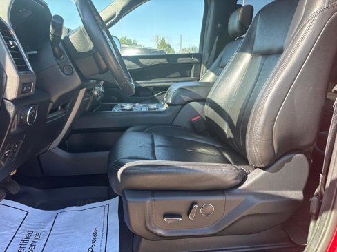 Used 2019 Ford Expedition XLT w/ Equipment Group 202A image 17