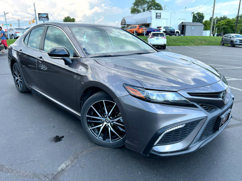 Used 2022 Toyota Camry SE image 34