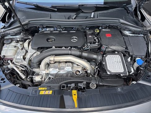 Used 2025 Mercedes-Benz GLA 250 4MATIC image 43