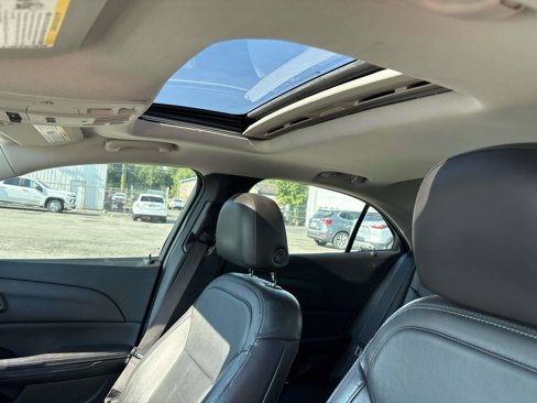 Used 2015 Chevrolet Malibu LTZ image 11