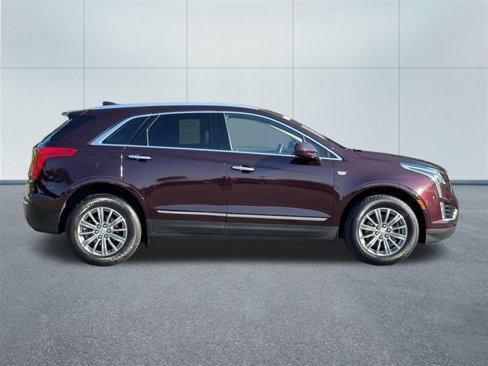 Used 2017 Cadillac XT5 Luxury w/ Driver Awareness Package image 5