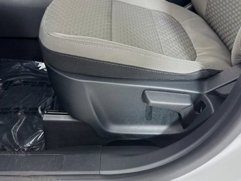 Used 2022 Ford Escape SE w/ Cold Weather Package image 18