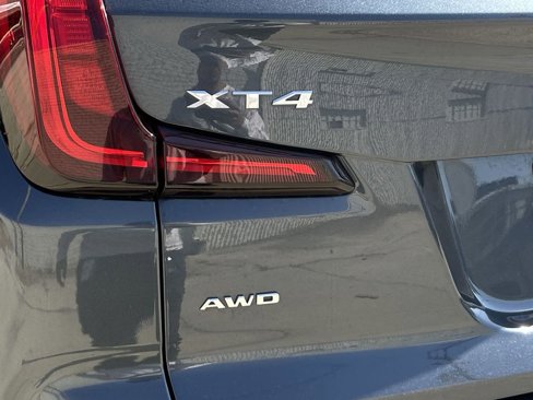 Used 2020 Cadillac XT4 Premium Luxury image 30