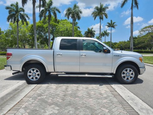 Used 2013 Ford F150 Lariat w/ Lariat Chrome Pkg image 8