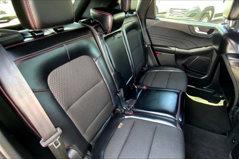 Used 2024 Ford Escape ST-Line image 17