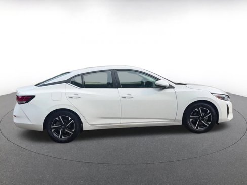 Used 2024 Nissan Sentra SV image 16