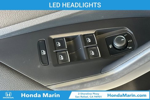 Used 2024 Volkswagen Jetta SE image 14