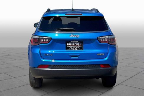 Used 2018 Jeep Compass Latitude w/ Popular Equipment Group image 4
