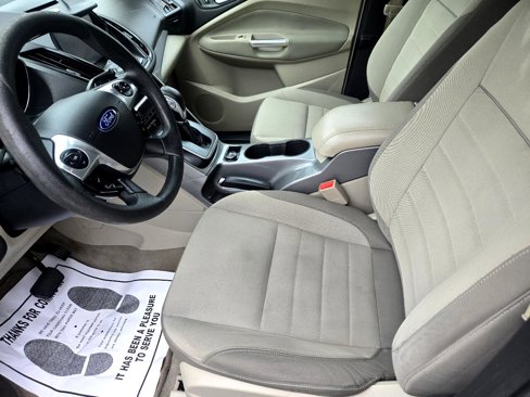 Used 2013 Ford Escape SE image 41