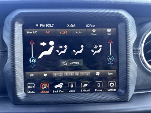 Used 2022 Jeep Wrangler Unlimited Sahara w/ Cold Weather Group image 22