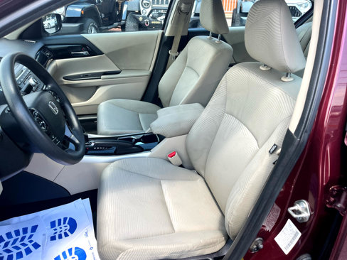 Used 2016 Honda Accord LX image 11