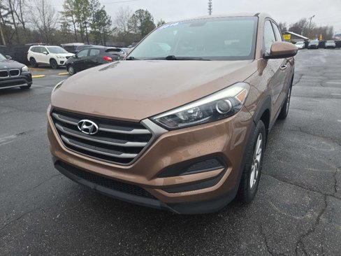 Used 2016 Hyundai Tucson SE image 3