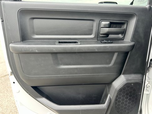 Used 2022 RAM 3500 Tradesman w/ Chrome Appearance Group image 16