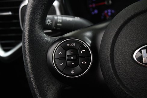 Used 2020 Kia Soul LX image 8