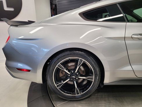 Used 2015 Ford Mustang Coupe image 32