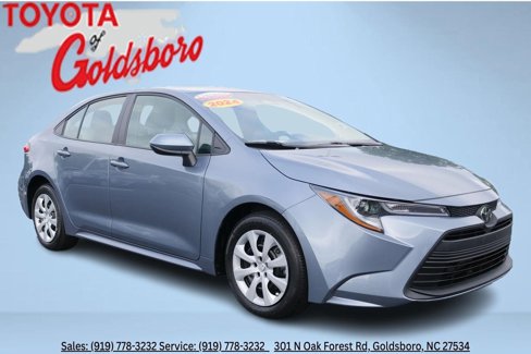 Used 2024 Toyota Corolla LE image 1