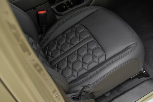 Used 2025 Jeep Gladiator Sport image 73