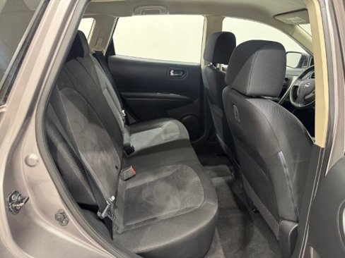 Used 2013 Nissan Rogue S image 23