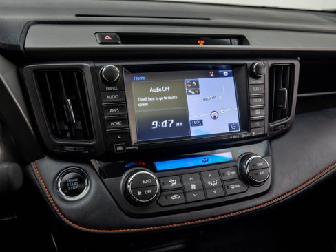 Used 2016 Toyota RAV4 SE image 23