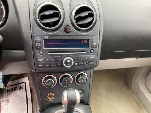Used 2008 Nissan Rogue SL w/ Moonroof Pkg image 9