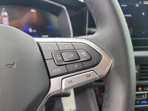 Used 2025 Volkswagen Jetta S image 29