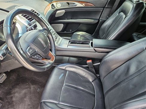 Used 2020 Lincoln MKZ Reserve w/ Luxury Package image 13
