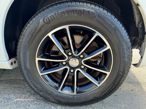 Used 2019 Dodge Grand Caravan GT image 40
