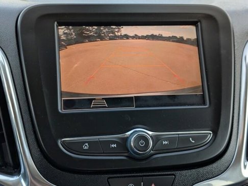 Used 2023 Chevrolet Equinox LT image 17