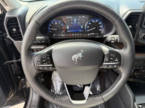 Used 2023 Ford Bronco Sport Outer Banks w/ Tech Package image 15
