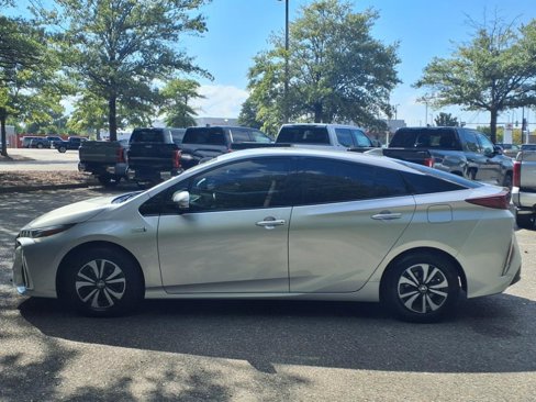 Used 2019 Toyota Prius Prime Plus image 5