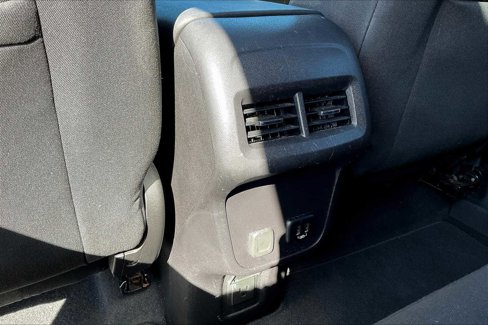 Used 2018 Chevrolet Equinox LT w/ Sun & Infotainment Package image 31