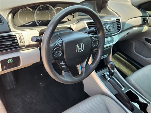 Used 2015 Honda Accord LX image 2
