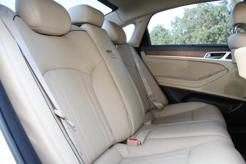 Used 2015 Hyundai Genesis 3.8 w/ Option Group 02 image 18