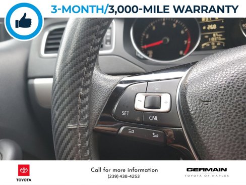 Used 2016 Volkswagen Jetta SE image 35