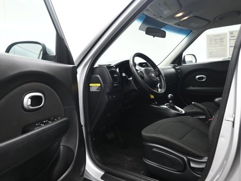 Used 2018 Kia Soul image 9