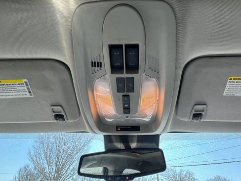 Used 2012 Chevrolet Equinox LT w/ Driver Convenience Package image 27