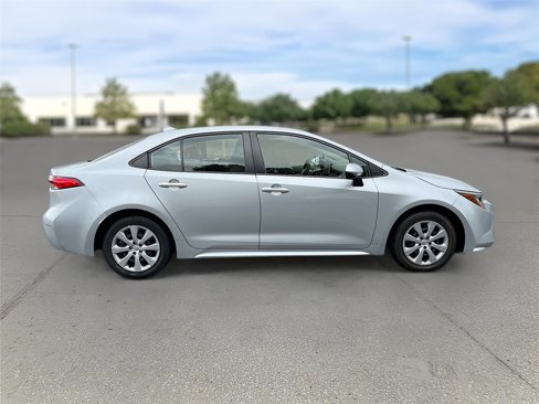 Used 2020 Toyota Corolla LE image 6