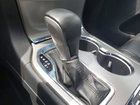 Used 2020 Jeep Grand Cherokee Limited w/ Luxury Group II image 28