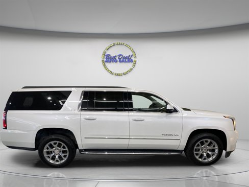 Used 2018 GMC Yukon XL SLT w/ Open Road Package image 8
